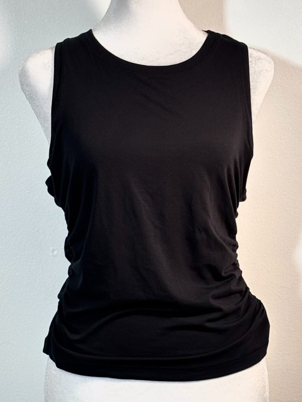 Athleta Black Breezy Ruched Sides Sleeveless Tank Modal Poly Blend Yoga Size M